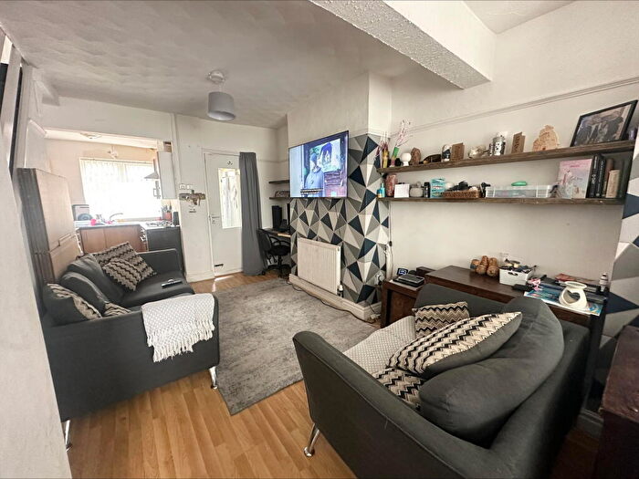 2 Bedroom Terraced House To Rent In Beechwood Road, L21