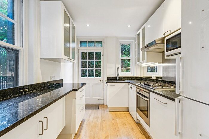 3 Bedroom Terraced House To Rent In Hornton Street, Kensington, W8