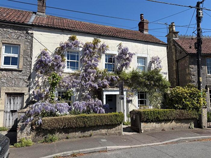 5 Bedroom End Of Terrace House For Sale In Fosse Road, Oakhill, BA3