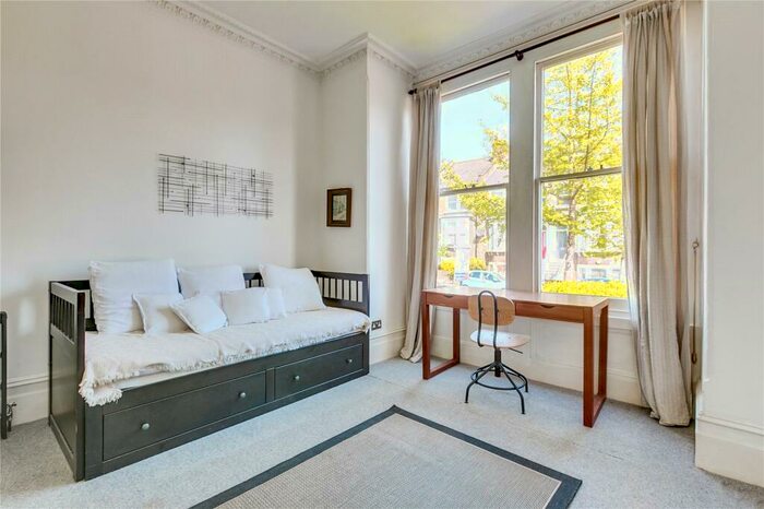 1 Bedroom Apartment To Rent In Tufnell Park Road, London, N19