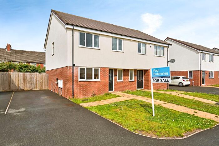3 Bedroom Semi Detached House For Sale In Adams Close, Tipton, DY4