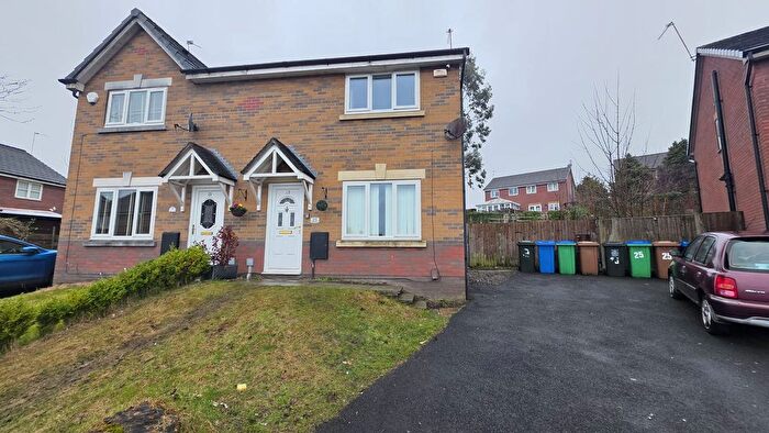 3 Bedroom Semi Detached House To Rent In Langholme Way, Heywood, OL10