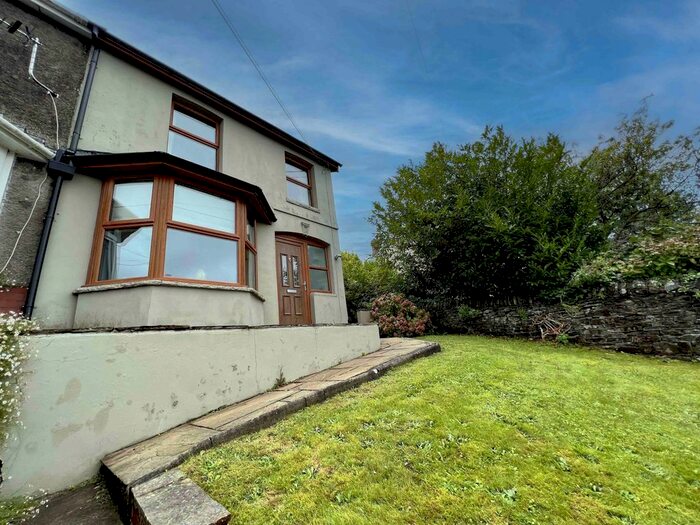 2 Bedroom Semi-Detached House To Rent In Highland Terrace, Pontarddulais, Swansea, SA4