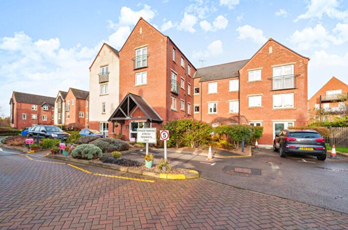1 Bedroom Flat For Sale In Moores Court, Jermyn Street, NG34
