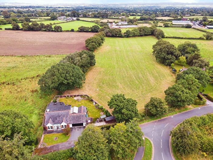 4 Bedroom Bungalow For Sale In Wrexham Road, Penyffordd, Chester, Flintshire, CH4