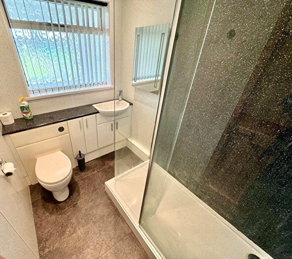 2 Bedroom Semi-Detached House For Sale In Sea Dyke Way, Marshchapel, DN36