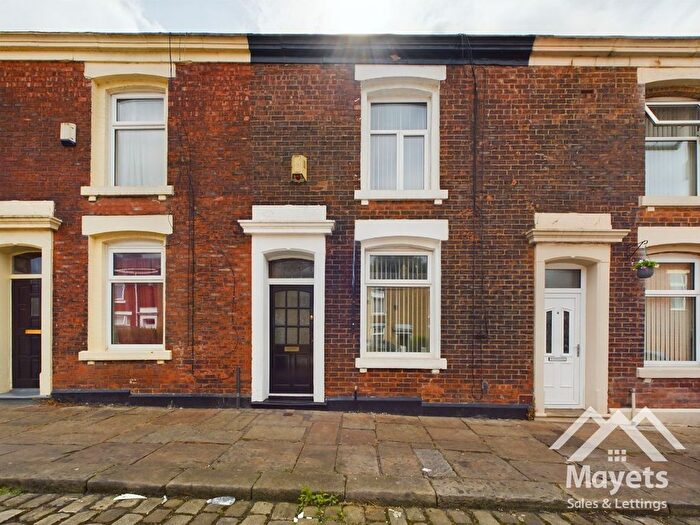 2 Bedroom Terraced House To Rent In Pink Place, Blackburn, BB2