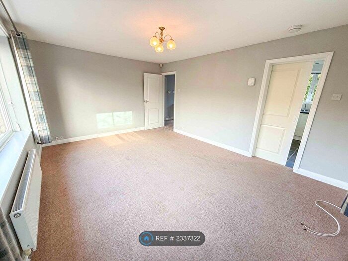 2 Bedroom Bungalow To Rent In Willow Avenue, Rawtenstall, BB4