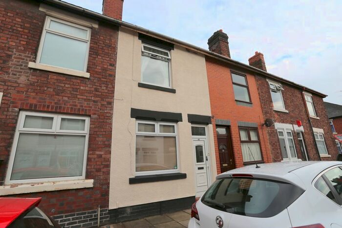 2 Bedroom Terraced House To Rent In Oldfield Street, Fenton, ST4
