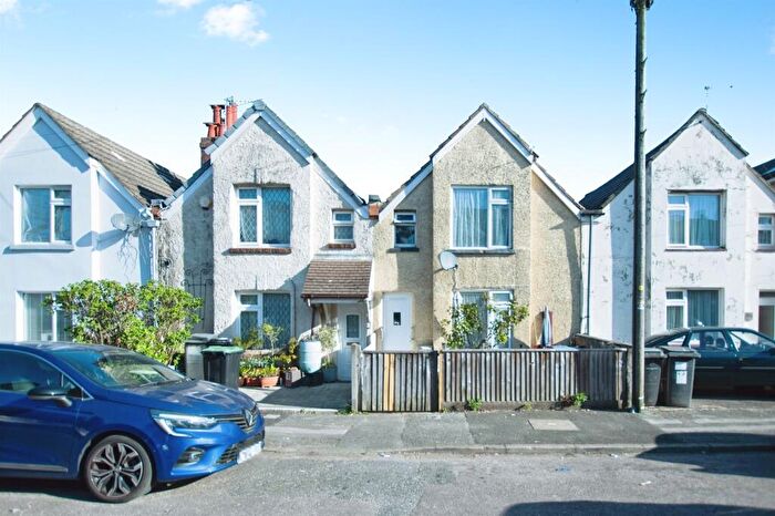 3 Bedroom Terraced House For Sale In Portland Road, Bournemouth, BH9