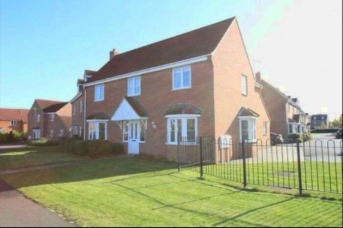 4 Bedroom House To Rent In Bed Detached Sugar Way Peterborough, PE2