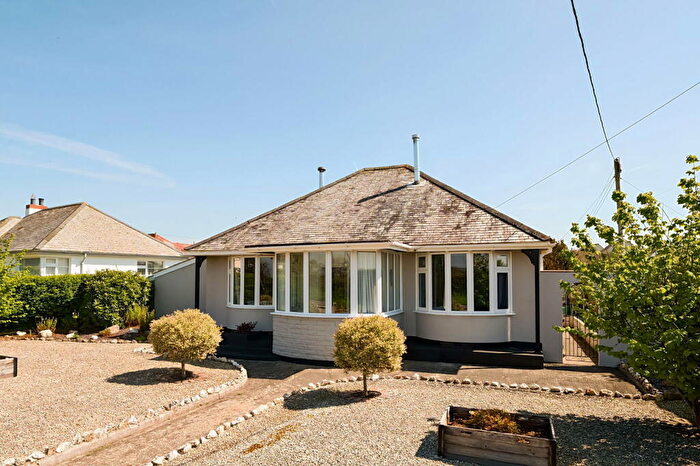 3 Bedroom Detached Bungalow For Sale In Liskeard Road, Callington, PL17