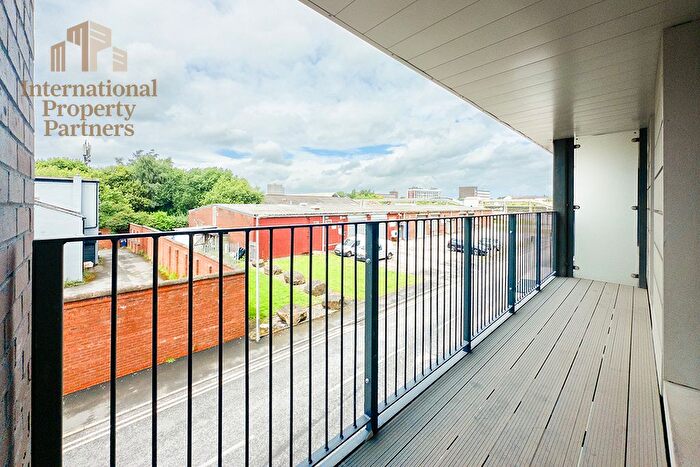2 Bedroom Flat To Rent In Middlewood Plaza, Muslin Street, Salford, M5