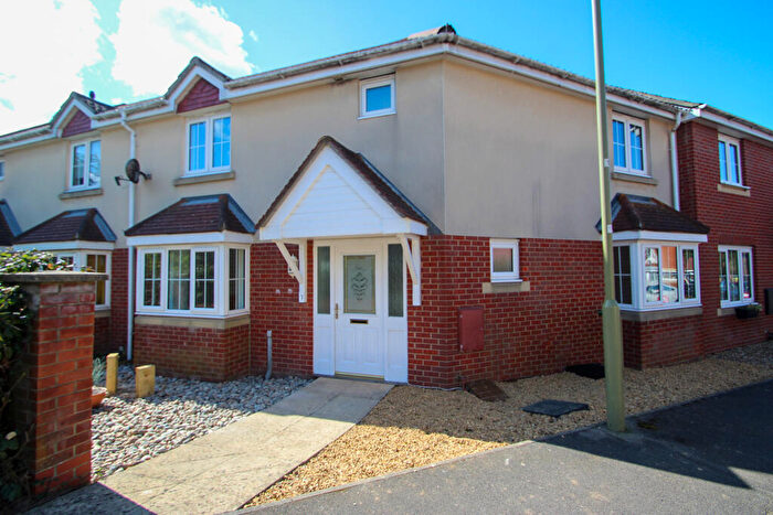 3 Bedroom Town House To Rent In Avro Court, Hamble, SO31