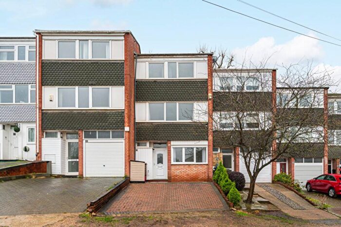 5 Bedroom House To Rent In Hillbrow Road, Bromley, BR1