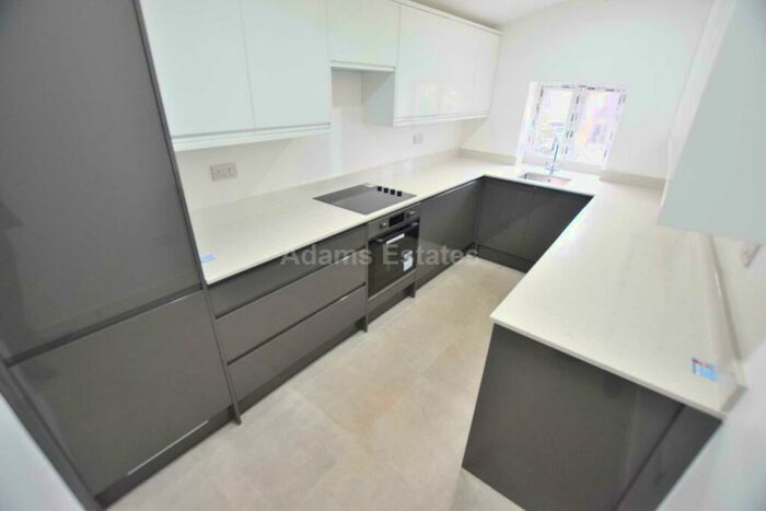 2 Bedroom Flat To Rent In Blenheim Road, Reading, RG1