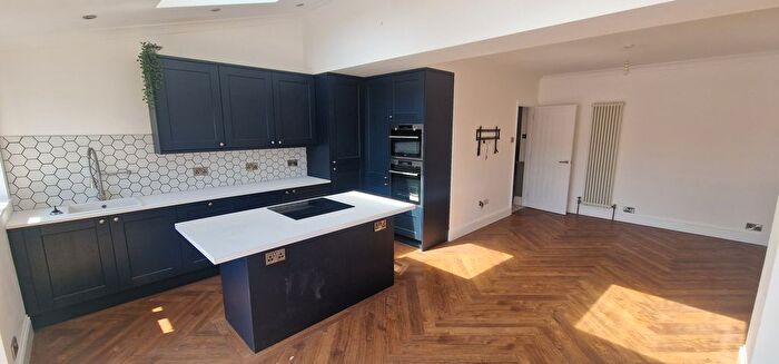3 Bedroom Property To Rent In Kingsway, Kingswood, Bristol, BS15