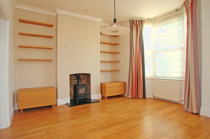 3 Bedroom Semi-Detached House To Rent In Pellatt Road, East Dulwich, London, SE22