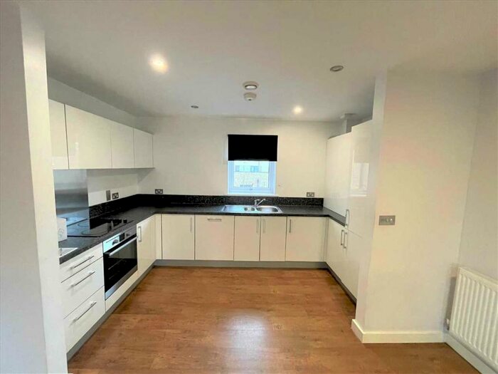 1 Bedroom Apartment To Rent In Bournebrook Grove, Romford, Romford, RM7