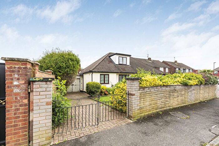 3 Bedroom Bungalow To Rent In The Gardens, Feltham, TW14