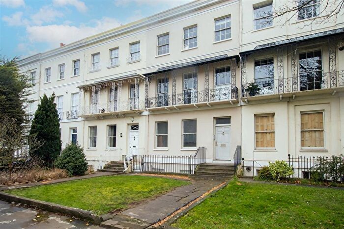 2 Bedroom Flat To Rent In Evesham Road, Cheltenham, GL52