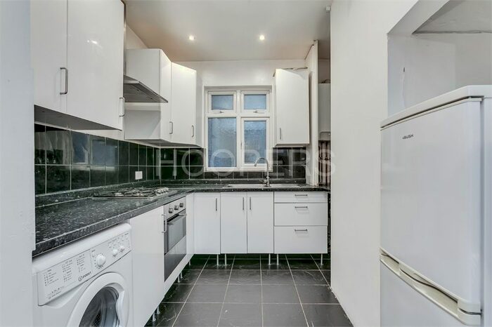 2 Bedroom Flat To Rent In Neasden Lane North, London, NW10