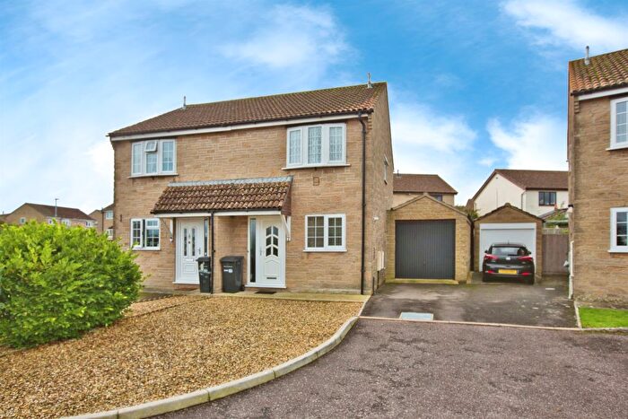 2 Bedroom Semi-Detached House For Sale In Buckhill Close, Crewkerne, TA18