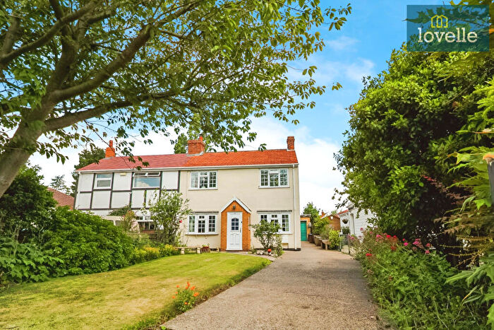 2 Bedroom Semi-Detached House For Sale In Southfield Road, Scartho, Grimsby, DN33