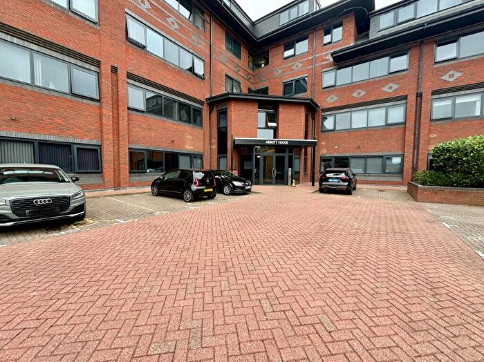 1 Bedroom Apartment To Rent In Everard Close, St. Albans, AL1