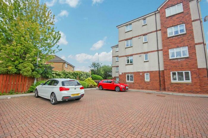 2 Bedroom Flat To Rent In Oceanfield, Clydebank, G81