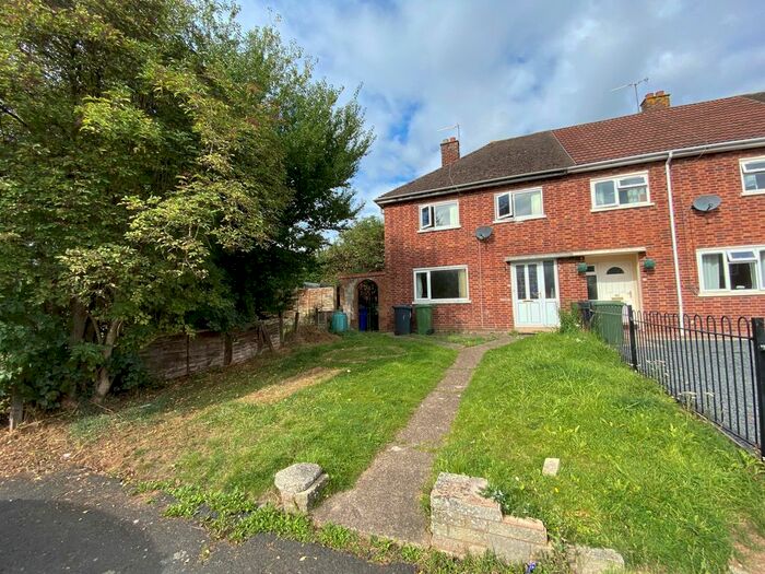 3 Bedroom End Of Terrace House To Rent In Canterbury Road, Worcester WR5