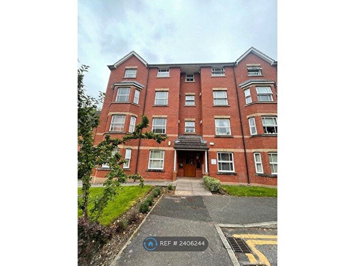 2 Bedroom Flat To Rent In Royal Court Drive, Bolton, BL1