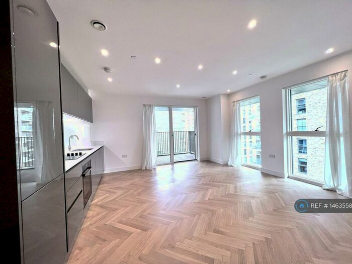 2 Bedroom Flat To Rent In Birch House, London, SE3