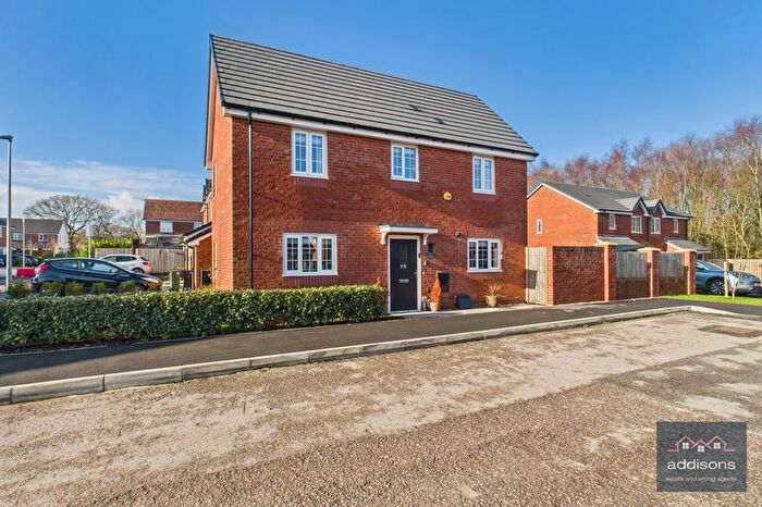 3 Bedroom Semi-Detached House For Sale In Whitebridge Close, Standish, Wigan, WN6