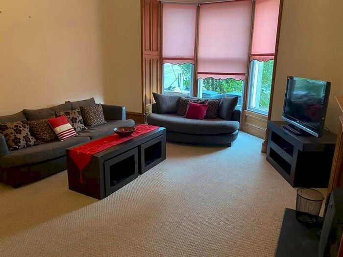 2 Bedroom Flat To Rent In Great Western Road, West End, Aberdeen, AB10
