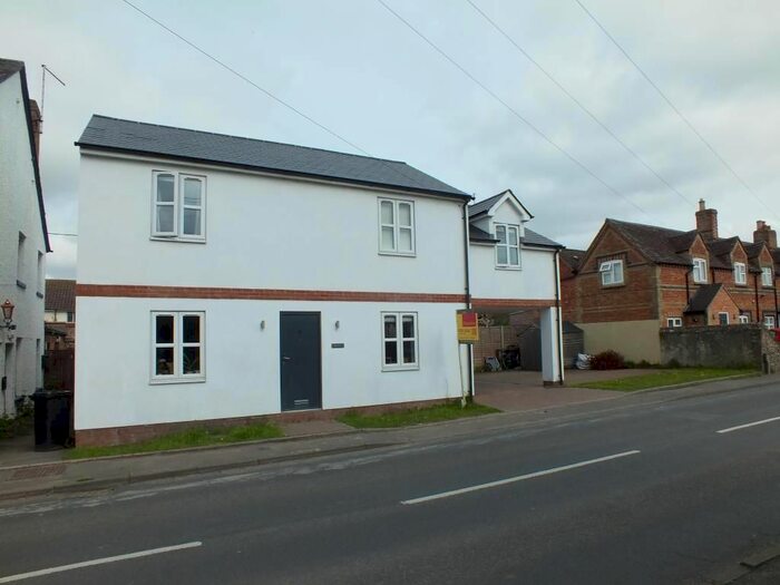 4 Bedroom Detached House For Sale In Stadhampton, Oxfordshire, OX44