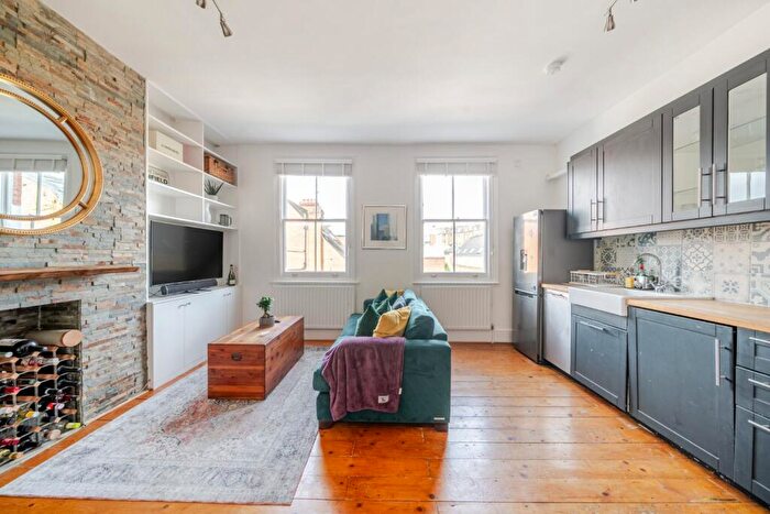 1 Bedroom Flat For Sale In Priory Park Road, Queens Park, London, NW6