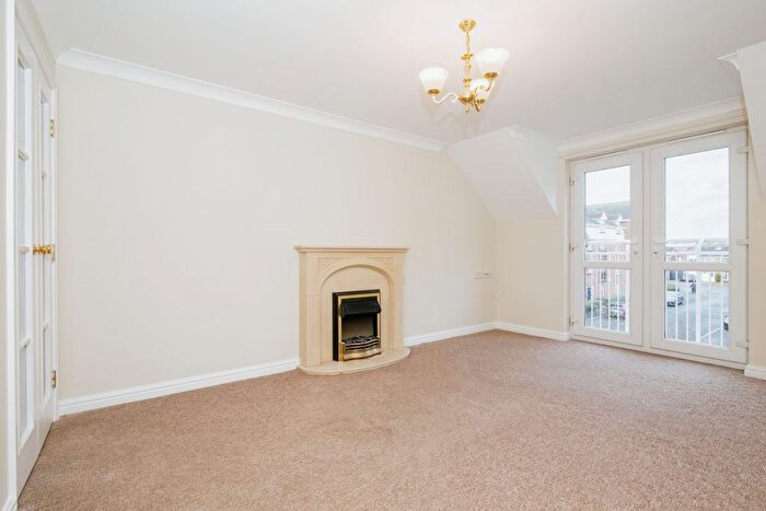 2 Bedroom Flat For Sale In Grangeside Court, North Shields, NE29