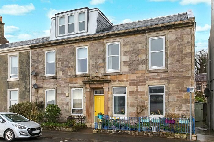 2 Bedroom Flat For Sale In Kelburn Street, Millport, Isle Of Cumbrae, North Ayrshire, KA28