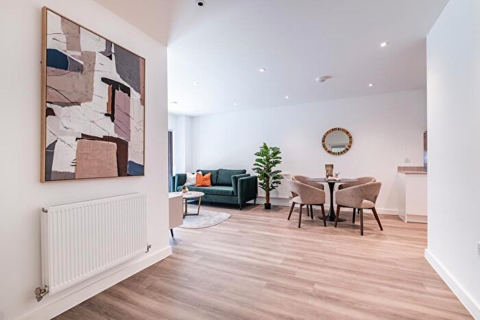 2 Bedroom Flat To Rent In Brumwell Avenue Woolwich, SE18
