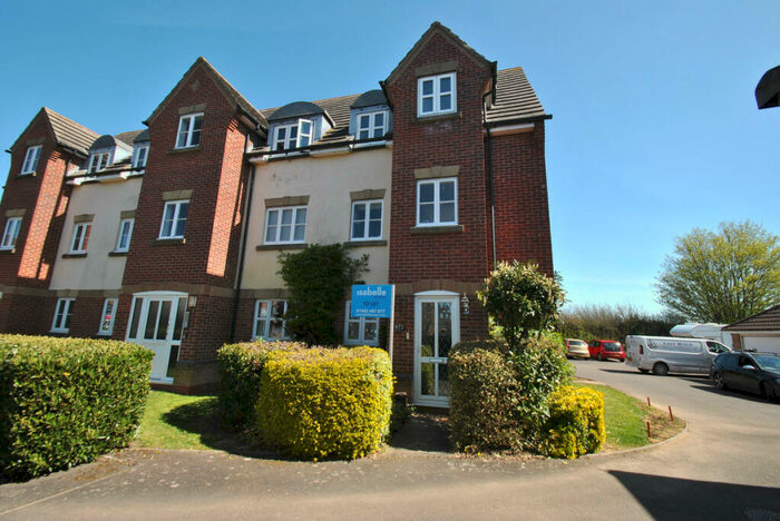 2 Bedroom Maisonette To Rent In Kristiansand Way, Letchworth Garden City, SG6