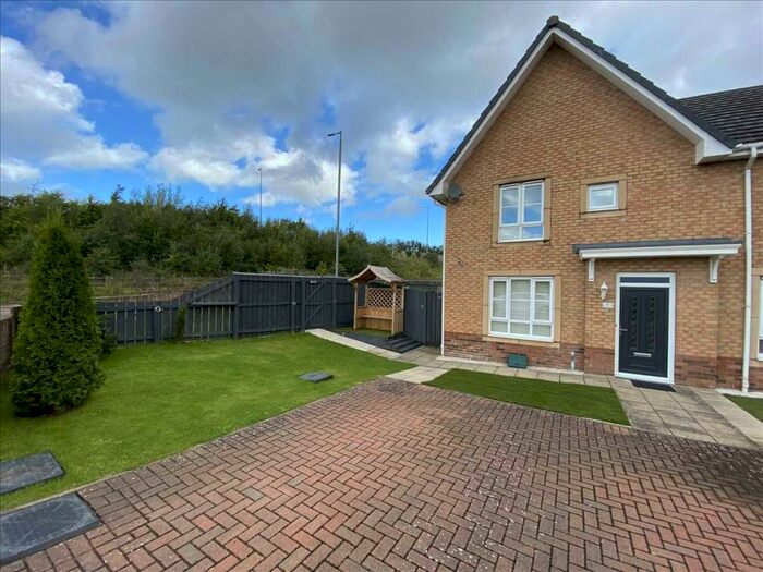 3 Bedroom Semi-Detached House To Rent In Craigcrest Place, Cumbernauld, G67