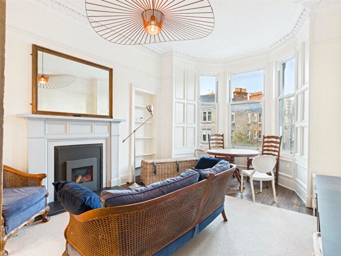 2 Bedroom Apartment To Rent In Comely Bank Avenue, Edinburgh, Midlothian, EH4