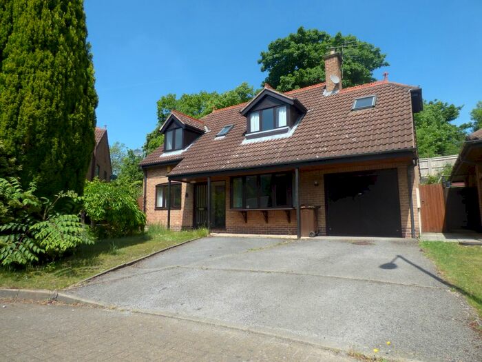 3 Bedroom Detached House To Rent In Park House Gates, Mapperley Park, Nottingham, NG3