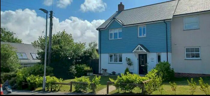 4 Bedroom Property To Rent In Coburg Terrace, Blackwater, Truro, TR4