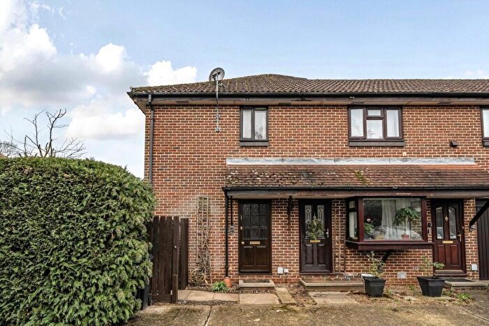 1 Bedroom End Of Terrace House For Sale In Badgers Cross, Portsmouth Road, Milford, GU8