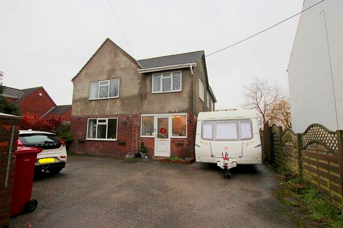 4 Bedroom Detached House For Sale In Townside, East Halton, DN40