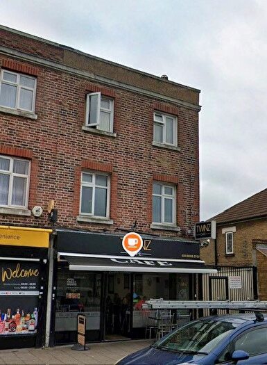 2 Bedroom Flat To Rent In Wrotham Road, Welling, Kent, DA16