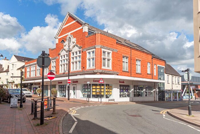 2 Bedroom Flat For Sale In Malt Mill Lane, Stafford, ST16