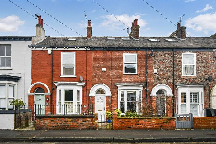 4 Bedroom Terraced House To Rent In Nunthorpe Road, Off Scarcroft Road, YO23